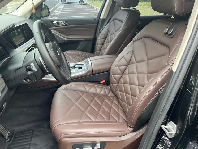 BMW X5 2022 Reforma xDrive 30Li M Conjunto deportivo exterior foto 5