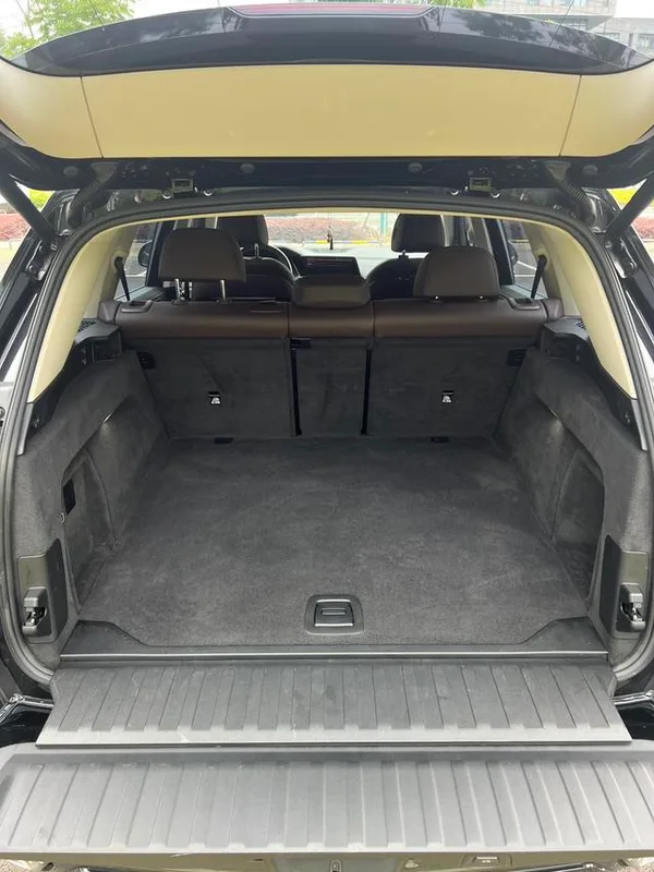 BMW X5 2022 Reforma xDrive 30Li M Conjunto deportivo interior foto 11
