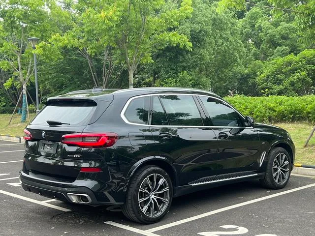 BMW X5 2022 Reforma xDrive 30Li M Conjunto deportivo interior foto 13