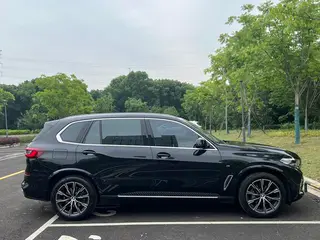 BMW X5 2022 Reforma xDrive 30Li M Conjunto deportivo interior foto 16
