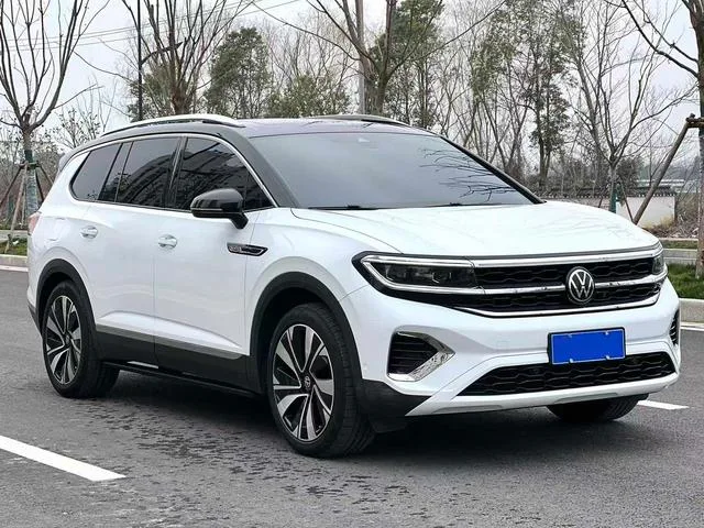 Volkswagen Talagon 2022 380TSI Edición insignia de tracción en las cuatro ruedas 6 Asiento exterior foto 3