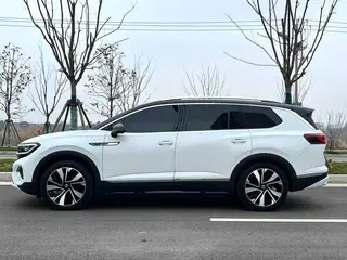 Volkswagen Talagon 2022 380TSI Edición insignia de tracción en las cuatro ruedas 6 Asiento exterior foto 7