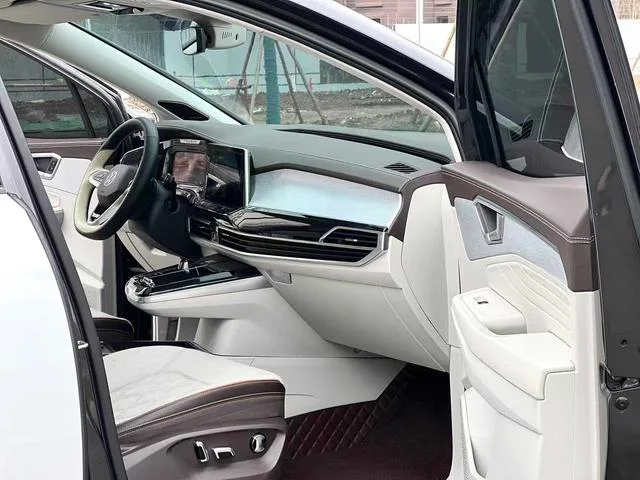 Volkswagen Talagon 2022 380TSI Edición insignia de tracción en las cuatro ruedas 6 Asiento exterior foto 9