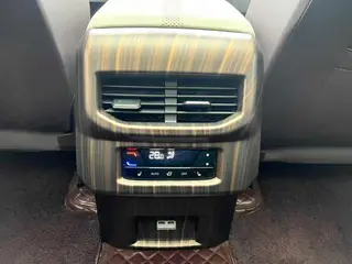 Volkswagen Talagon 2022 380TSI Edición insignia de tracción en las cuatro ruedas 6 Asiento interior foto 14
