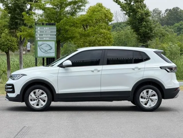 Volkswagen Tharu 2025 Nouveau 1.5L Version Ruijin extérieur photo 4