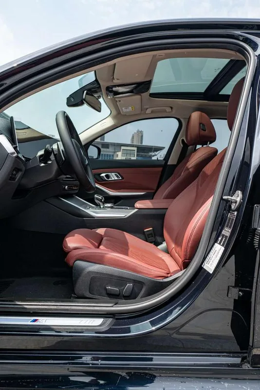 BMW 3 Series 2023 325Li M Sports Night Suit exterior photo 4 BMW 3 Series 2023 325Li M Sports Night Suit exterior photo 4