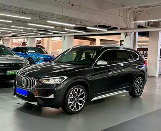 BMW X1 2022 Reforma xDrive25Li Tipo de lujo exterior foto 1 BMW X1 2022 Reforma xDrive25Li Tipo de lujo exterior foto 1