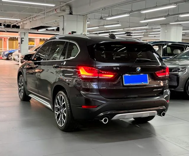 BMW X1 2022 Reforma xDrive25Li Tipo de lujo exterior foto 6 BMW X1 2022 Reforma xDrive25Li Tipo de lujo exterior foto 6