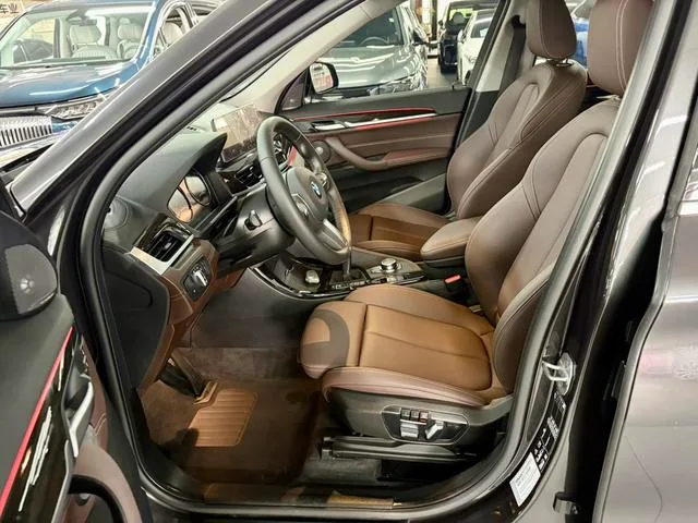 BMW X1 2022 Reforma xDrive25Li Tipo de lujo exterior foto 8 BMW X1 2022 Reforma xDrive25Li Tipo de lujo exterior foto 8