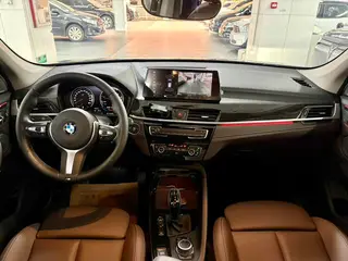 BMW X1 2022 Reforma xDrive25Li Tipo de lujo interior foto 17 BMW X1 2022 Reforma xDrive25Li Tipo de lujo interior foto 17
