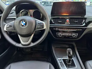 BMW 1 Series 2021 Restyling 120i M Sports version exterior photo 8 BMW 1 Series 2021 Restyling 120i M Sports version exterior photo 8