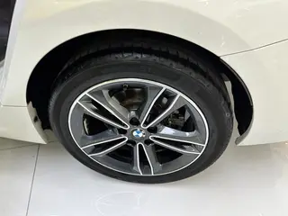 BMW 1 Series 2021 Restyling 120i M Sports version interior photo 12 BMW 1 Series 2021 Restyling 120i M Sports version interior photo 12