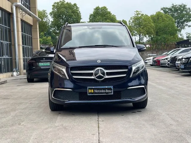 Mercedes-Benz V-Class 2021 V 260 L Empattement long Premium Edition extérieur photo 2
