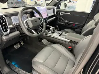 Jetour T2 2023 2.0TD Four-wheel drive Time travel PRO interior photo 13