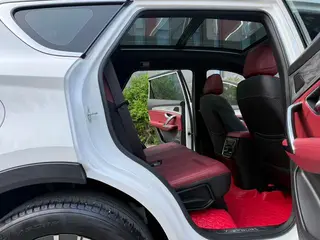 Jetour X70 PLUS 2022 1.5T CVT mountain 7 seat interior photo 13 Jetour X70 PLUS 2022 1.5T CVT mountain 7 seat interior photo 13