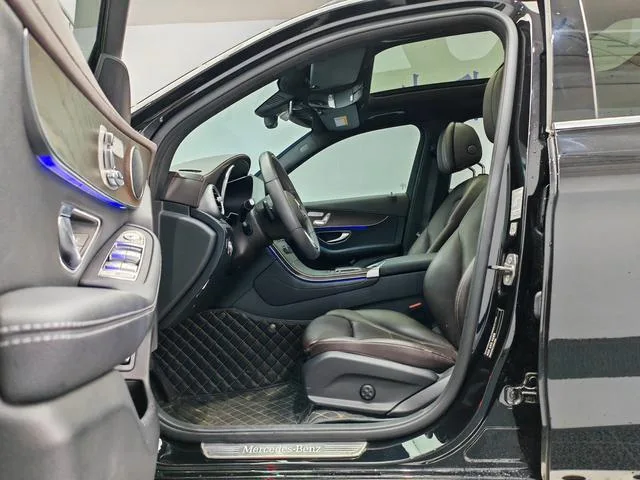 Mercedes-Benz GLC 2021 GLC 260 L 4MATIC Type de luxe intérieur photo 11