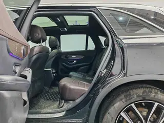 Mercedes-Benz GLC 2021 GLC 260 L 4MATIC Type de luxe intérieur photo 12