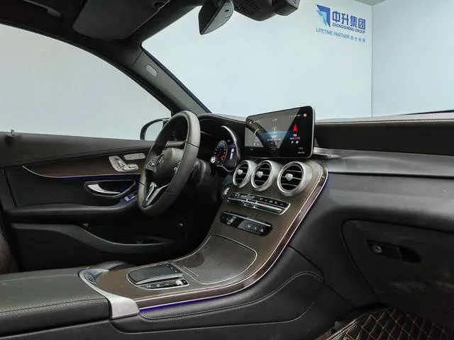 Mercedes-Benz GLC 2021 GLC 260 L 4MATIC Type de luxe intérieur photo 15