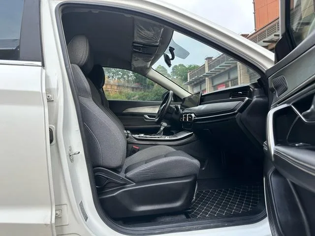 Jetour X70 2021 1.5T DCT Special supply I version 5 seat interior photo 13 Jetour X70 2021 1.5T DCT Special supply I version 5 seat interior photo 13