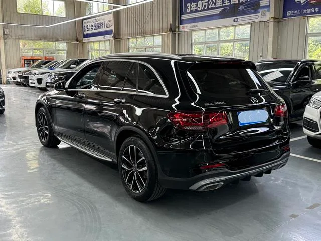 Mercedes-Benz GLC 2021 GLC 300 L 4MATIC Dynamic interior photo 9