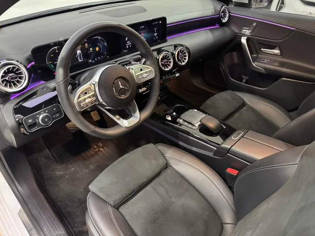 Mercedes-Benz A-Class 2022 Segundo cambio A 200 L Edición de moda de coche deportivo exterior foto 6