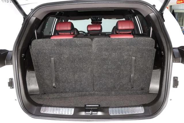 Jetour X70 PLUS 2021 1.6T DCT ground Pro 7 seat interior photo 18 Jetour X70 PLUS 2021 1.6T DCT ground Pro 7 seat interior photo 18