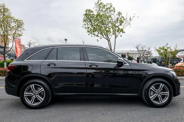 Mercedes-Benz GLC 2021 GLC 260 L 4MATIC Динамичный тип экстерьер фото 2