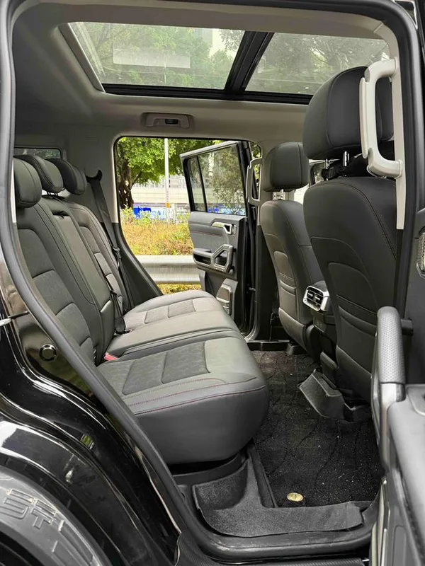 Jetour T2 2023 1.5TD Two-wheel drive Discover PRO interior photo 13 Jetour T2 2023 1.5TD Two-wheel drive Discover PRO interior photo 13