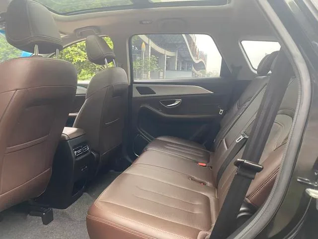 Jetour X95 2024 1.6T DCT Times Edition 7 seat exterior photo 5