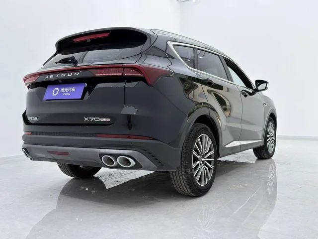 Jetour X70 PLUS 2024 Champion Edition 1.5T DCT Champion MAX 7 seat exterior photo 6 Jetour X70 PLUS 2024 Champion Edition 1.5T DCT Champion MAX 7 seat exterior photo 6