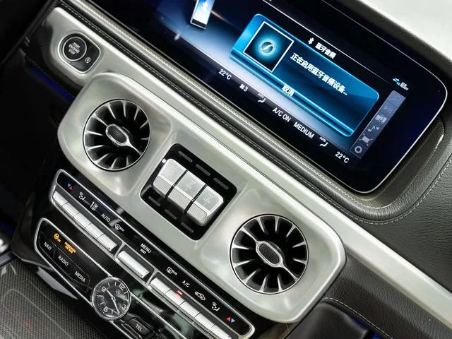 Mercedes-Benz G-Class 2021 G 500 interior photo 14