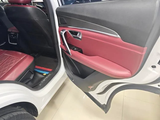 Jetour X70 PLUS 2024 Champion Edition 1.5T DCT Champion MAX 5 seat interior photo 15 Jetour X70 PLUS 2024 Champion Edition 1.5T DCT Champion MAX 5 seat interior photo 15
