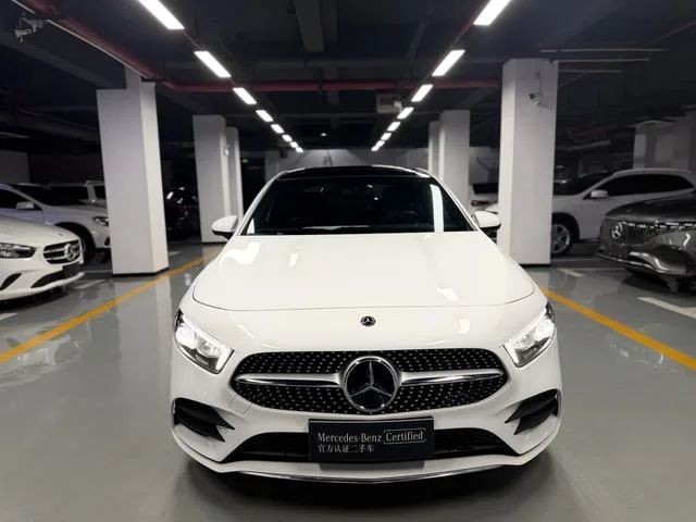 Mercedes-Benz A-Class 2022 Second change A 200 L Sport Sedan Fashion Edition exterior photo 2