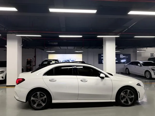 Mercedes-Benz A-Class 2022 Second change A 200 L Sport Sedan Fashion Edition exterior photo 4