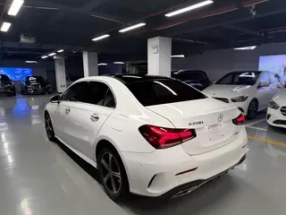 Mercedes-Benz A-Class 2022 Second change A 200 L Sport Sedan Fashion Edition interior photo 13