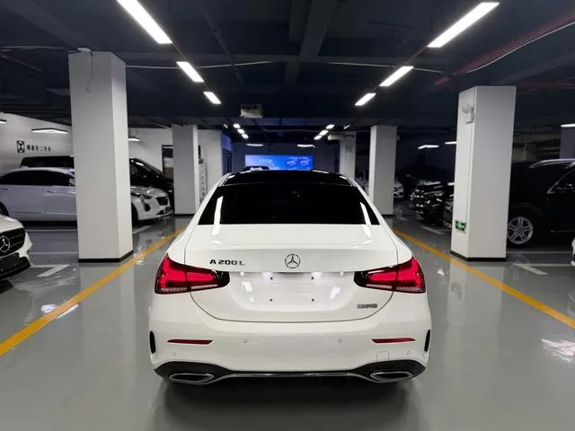 Mercedes-Benz A-Class 2022 Second change A 200 L Sport Sedan Fashion Edition interior photo 14