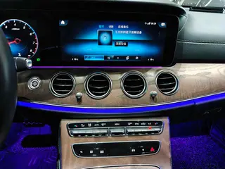 Mercedes-Benz E-Class 2023 E 260 L Coche interior foto 9 Mercedes-Benz E-Class 2023 E 260 L Coche interior foto 9
