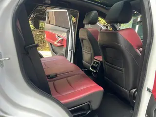 Jetour X70 PLUS 2021 1.6T DCT star Pro 7 seat interior photo 15 Jetour X70 PLUS 2021 1.6T DCT star Pro 7 seat interior photo 15