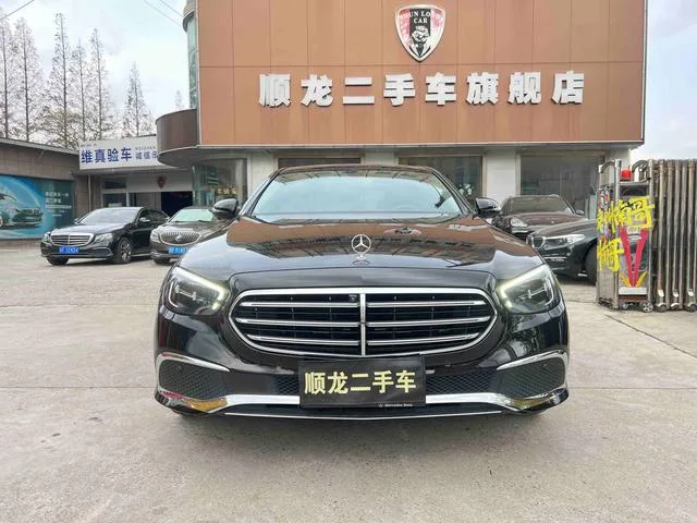 Mercedes-Benz E-Class 2021 Restyling E 300 L Fashionable Passenger car exterior photo 2 Mercedes-Benz E-Class 2021 Restyling E 300 L Fashionable Passenger car exterior photo 2