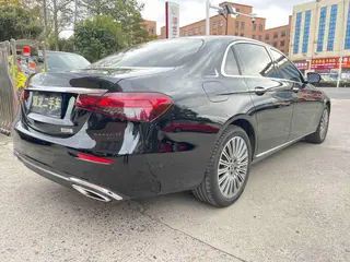 Mercedes-Benz E-Class 2021 Restyling E 300 L Fashionable Passenger car exterior photo 4 Mercedes-Benz E-Class 2021 Restyling E 300 L Fashionable Passenger car exterior photo 4