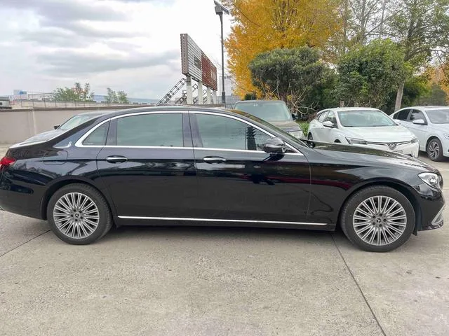 Mercedes-Benz E-Class 2021 Restyling E 300 L Fashionable Passenger car exterior photo 5 Mercedes-Benz E-Class 2021 Restyling E 300 L Fashionable Passenger car exterior photo 5
