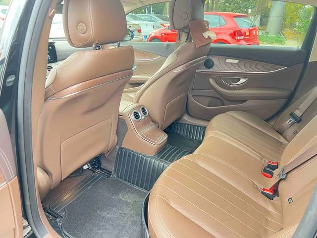 Mercedes-Benz E-Class 2021 Restyling E 300 L Fashionable Passenger car interior photo 11 Mercedes-Benz E-Class 2021 Restyling E 300 L Fashionable Passenger car interior photo 11