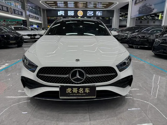 Mercedes-Benz A-Class 2023 A 200 L Спортивный седан Модная версия экстерьер фото 2
