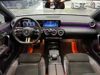 Mercedes-Benz A-Class 2023 A 200 L Спортивный седан Модная версия интерьер фото 9