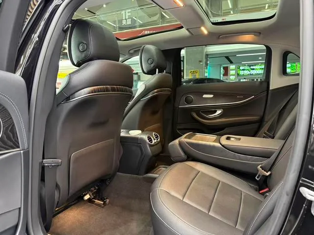 Mercedes-Benz GLE (Imported) 2022 GLE 350 4MATIC Модный тип интерьер фото 8