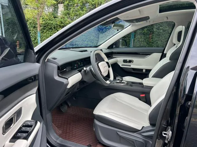 Jetour Dasheng 2023 1.5T DCT Star Brilliance PRO interior photo 9 Jetour Dasheng 2023 1.5T DCT Star Brilliance PRO interior photo 9