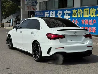 Mercedes-Benz A-Class AMG 2023 AMG A 35 L 4MATIC extérieur photo 3