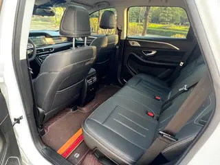 Jetour X90 2022 Dragón 2.0T DCT Edición Changsheng 5 Asiento exterior foto 9 Jetour X90 2022 Dragón 2.0T DCT Edición Changsheng 5 Asiento exterior foto 9