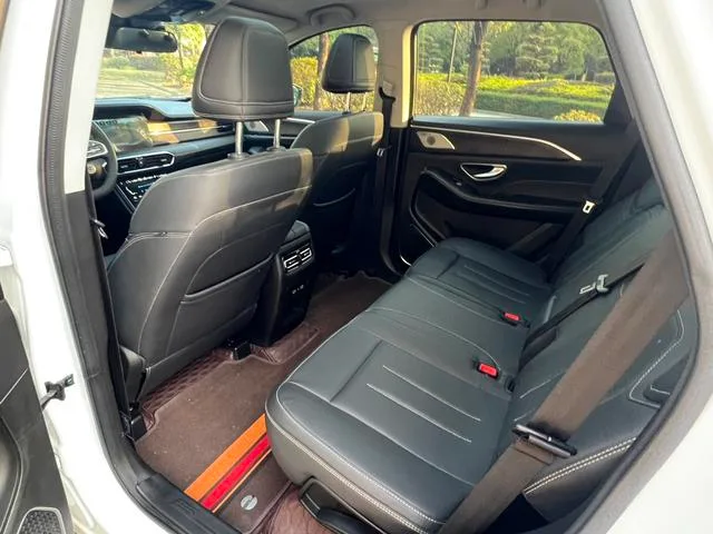 Jetour X90 2022 Dragón 2.0T DCT Edición Changsheng 5 Asiento exterior foto 9 Jetour X90 2022 Dragón 2.0T DCT Edición Changsheng 5 Asiento exterior foto 9