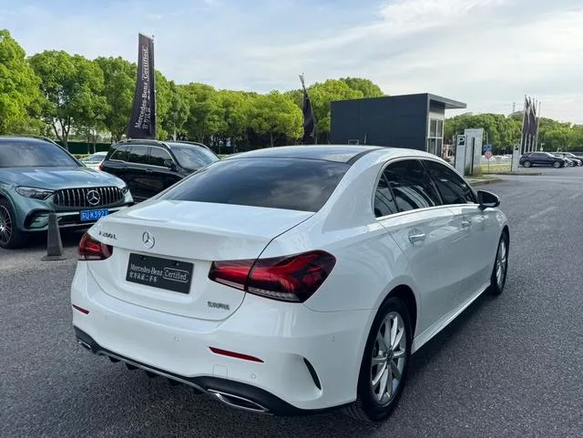 Mercedes-Benz A-Class 2021 A 200 L Sport Sedan Fashion Edition exterior photo 6 Mercedes-Benz A-Class 2021 A 200 L Sport Sedan Fashion Edition exterior photo 6